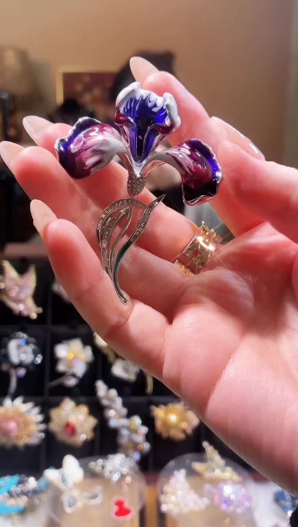 合成立方氧化锆铜合金鸢尾花