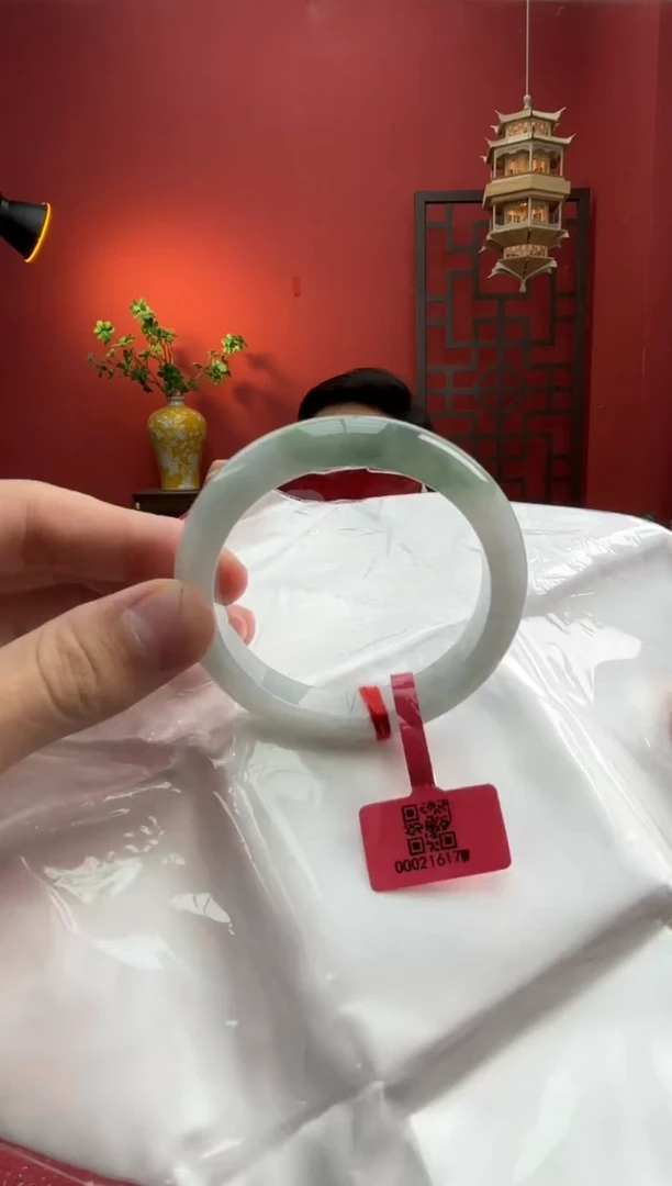 未镶嵌手镯翡翠翡翠手镯2