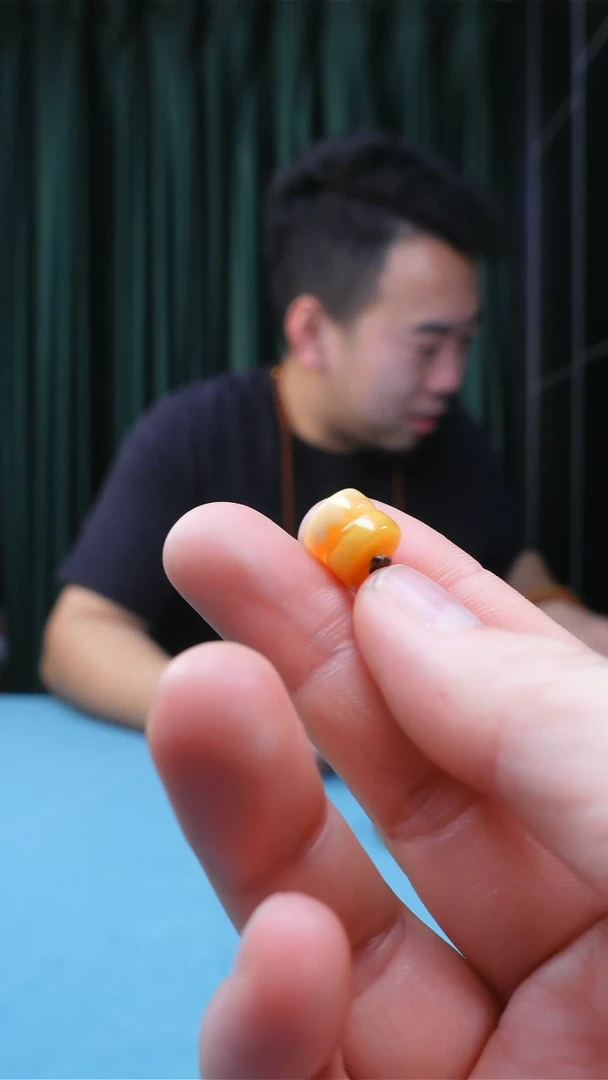 【闪购商品】蜜蜡裸石未镶嵌妖花隔片1.0 两片一组