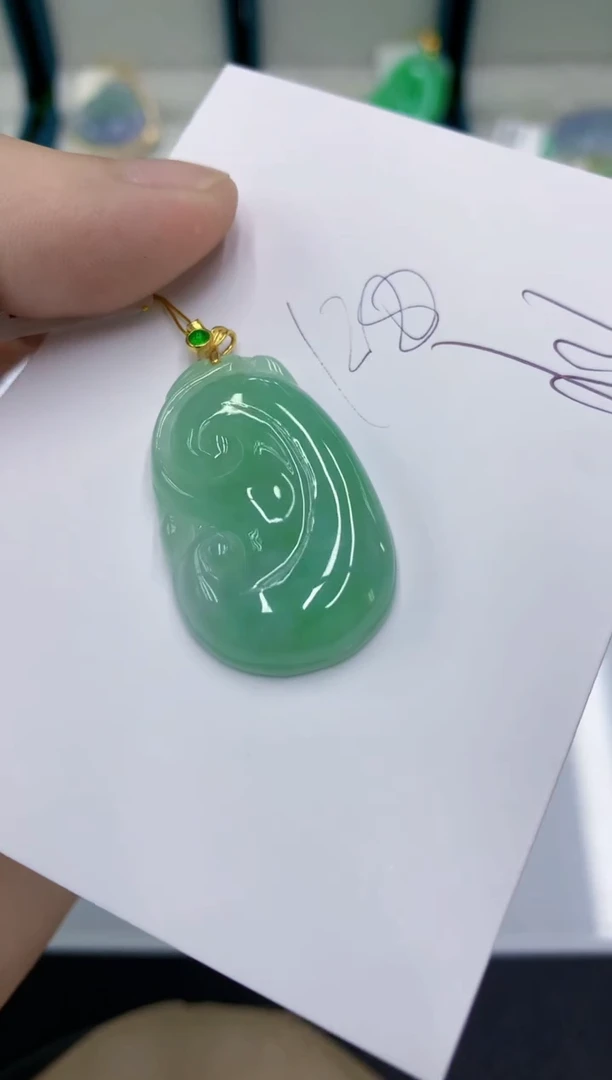 颈饰未镶嵌翡翠翡翠