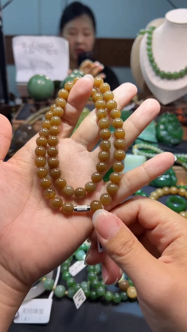 颈饰未镶嵌和田玉多样性发一