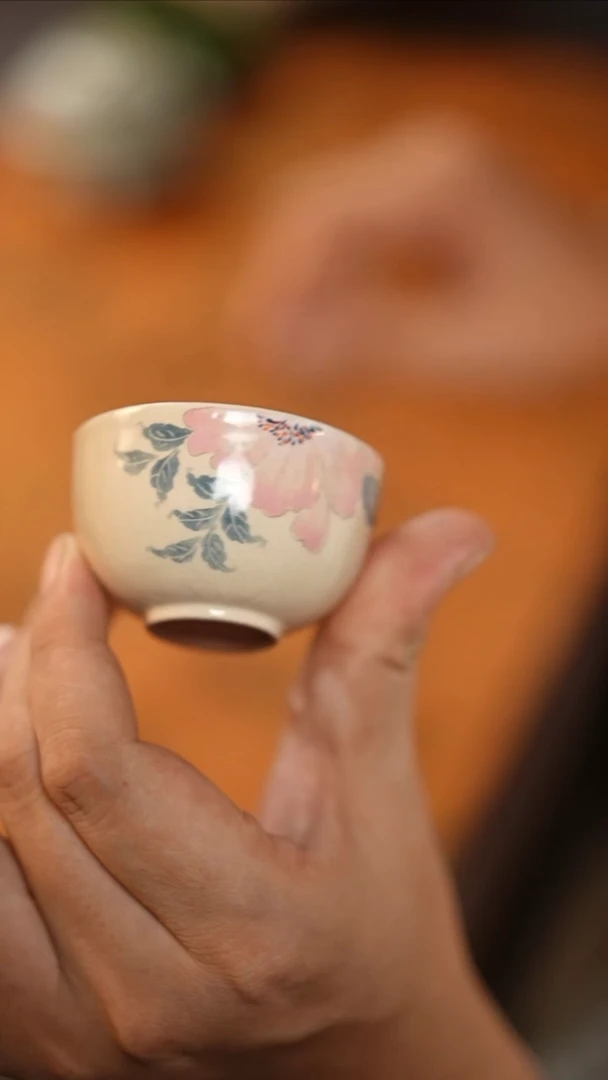 茶具粉引手绘花卉大肚杯