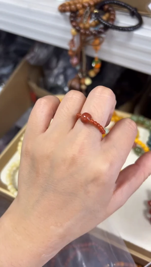 南红玛瑙18K金镶嵌戒指18K金南红玛瑙珠戒指[1808]