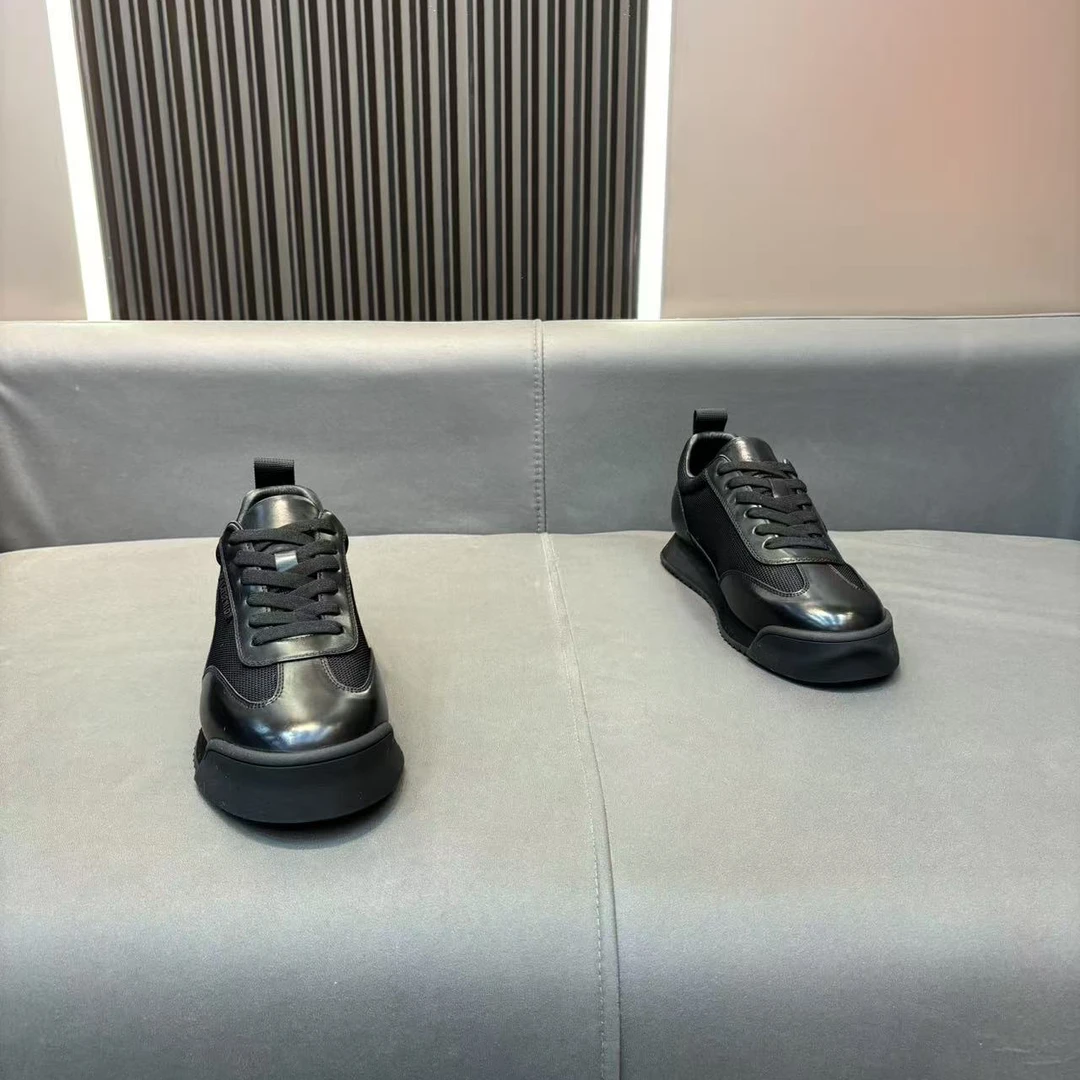 2025年四季新款潮流百搭高端轻奢精致男士时尚休闲商务皮鞋