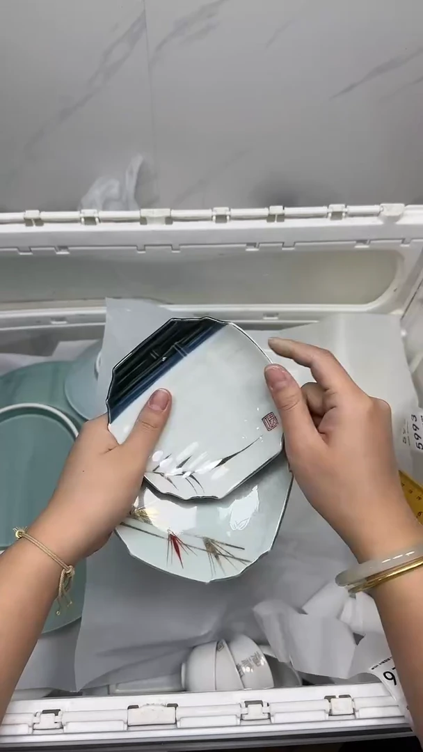 【闪购商品】5626回流瓷器默认微瑕，18.8包邮