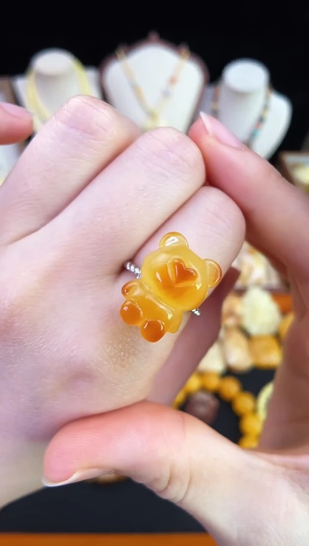 琥珀未镶嵌珠宝奇石柒月