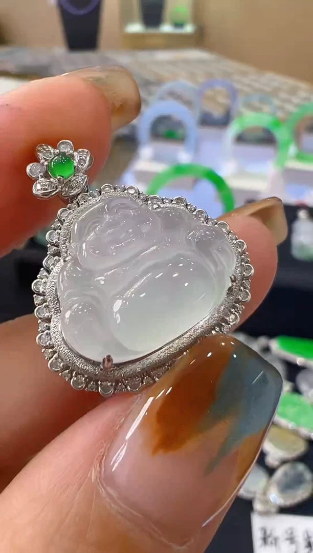 吊坠(不含链)18K金镶嵌翡翠天然A货翡翠多样性发其一LX02