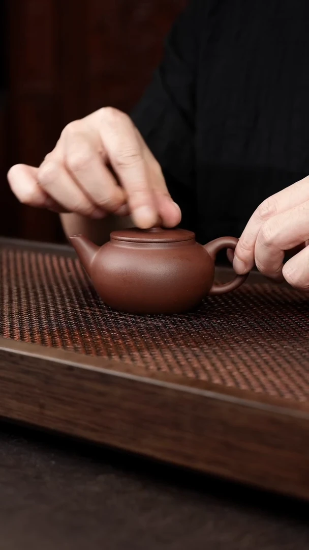 茶壶紫砂紫泥平盖水平