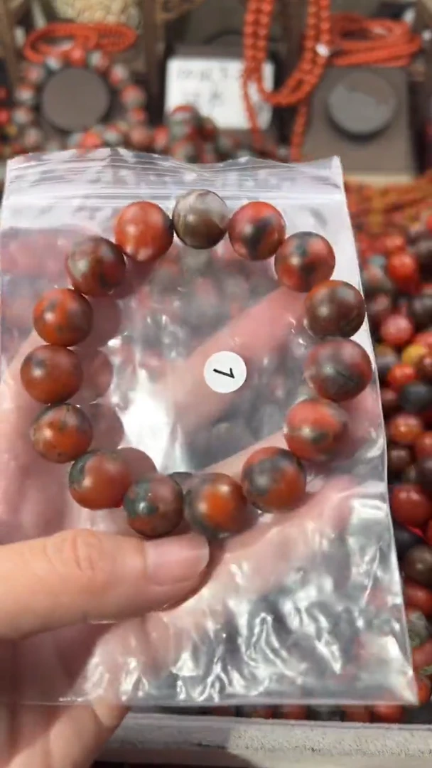 南红玛瑙手串未镶嵌14+