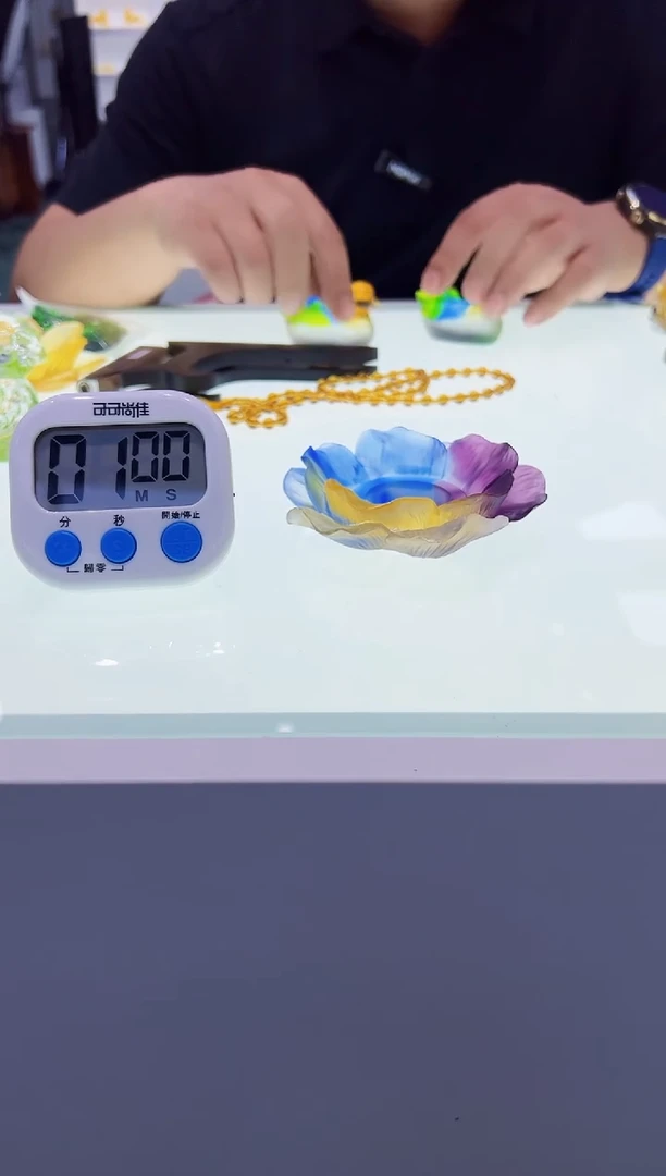 【闪购商品】泥塑古法琉璃莲花底座摆件