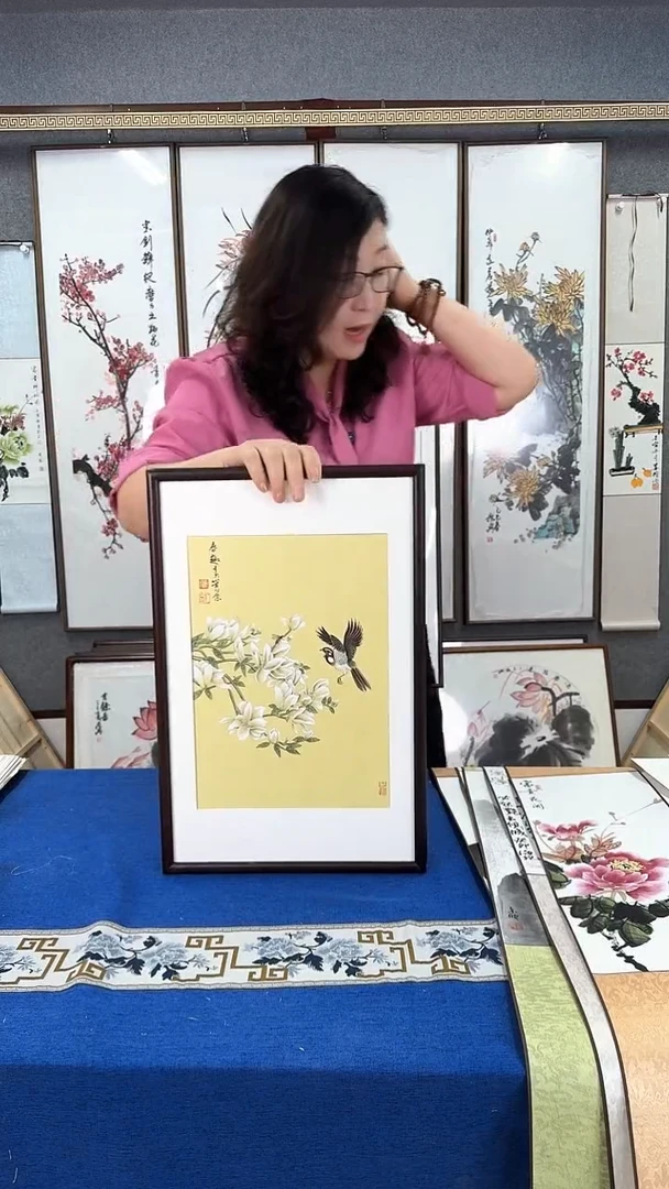 国画 工笔绢本 实木画框 35*53