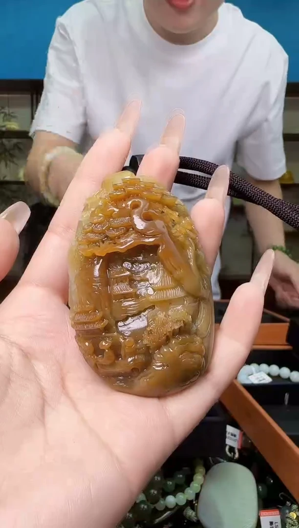 颈饰未镶嵌和田玉多样性发一