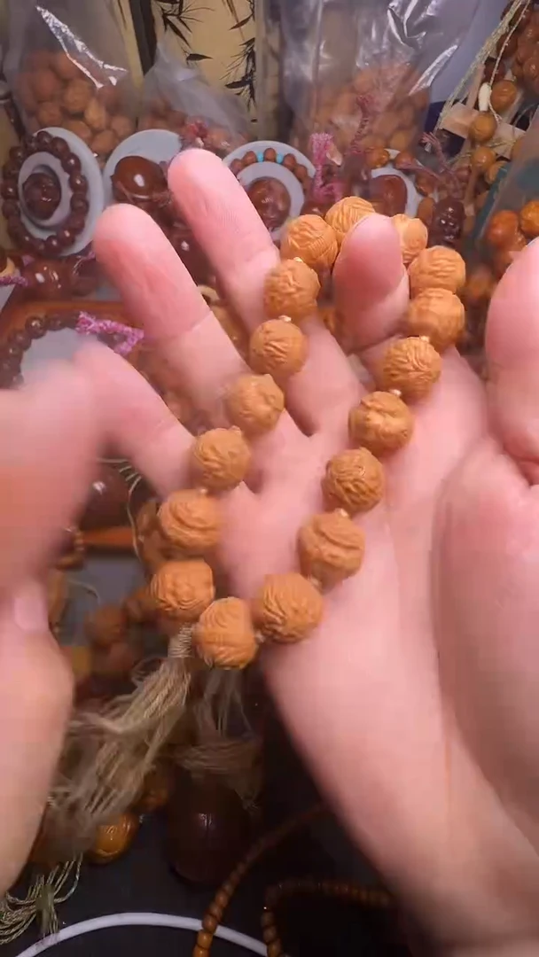 手串橄榄核用****8猴头大圣
