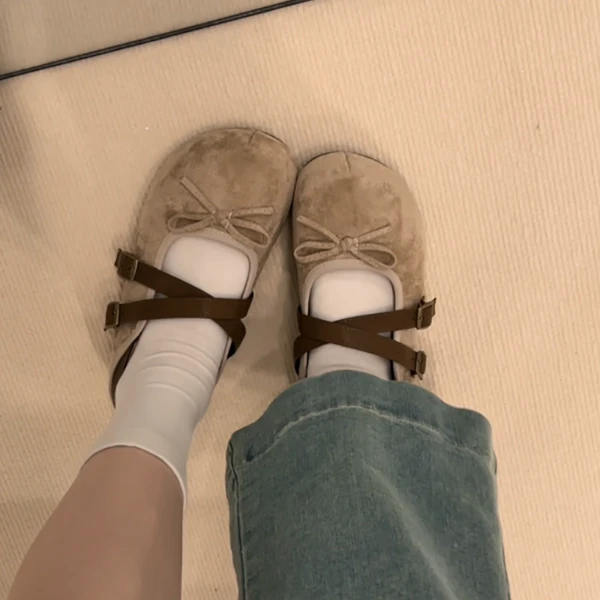 复古网红爆款法式全包勃肯鞋女2025新款秋季百搭配裙子浅口单鞋子