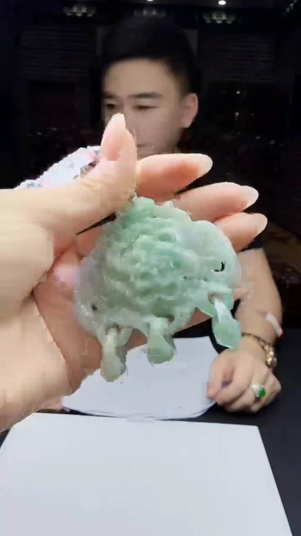 翡翠未镶嵌吊坠(不含链)25
