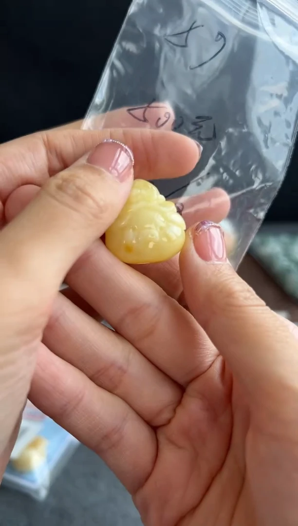 蜜蜡颈饰未镶嵌407买断