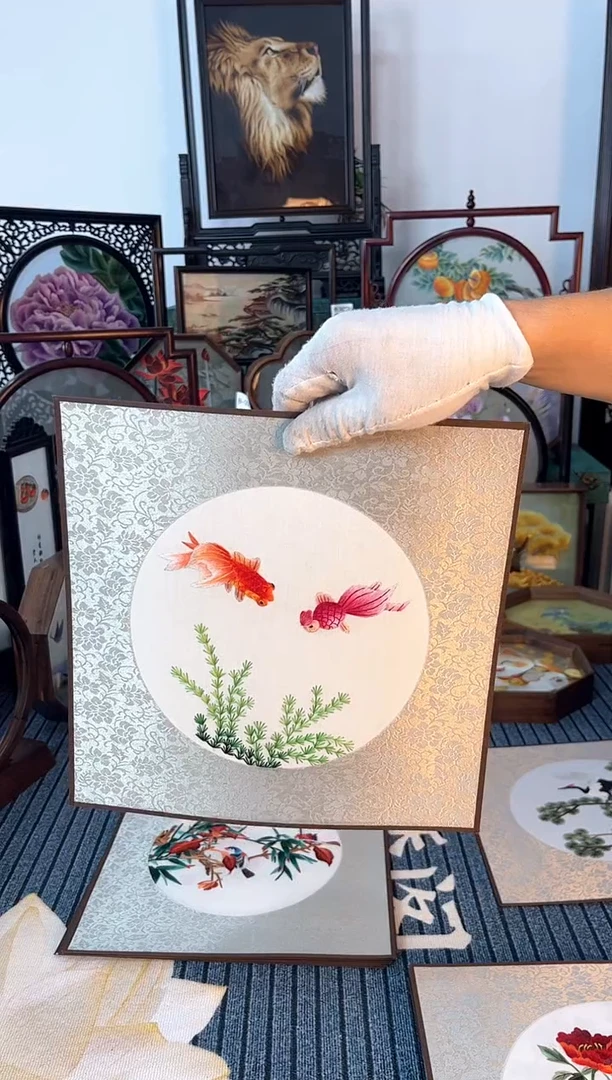 刺绣纯手工苏绣双面绣软裱