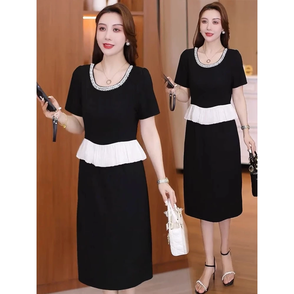 时尚连衣裙女夏季新款洋气显瘦拼色钉珠圆领中长款收腰显瘦小黑裙