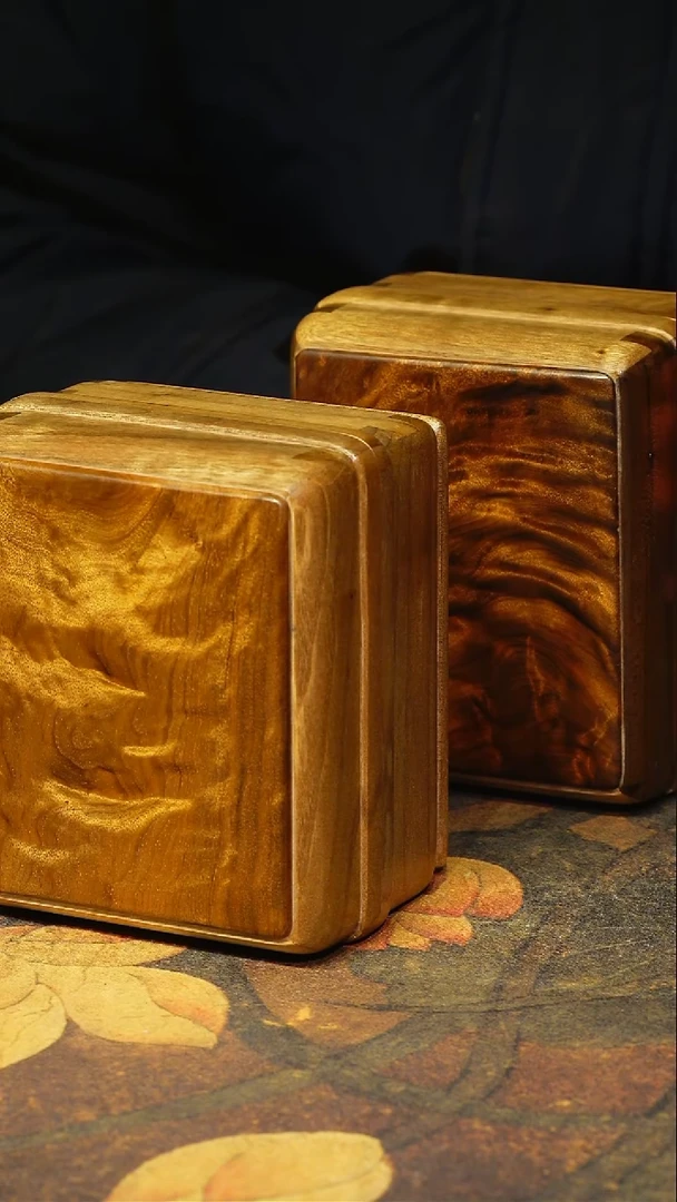 金丝楠将*小叶桢楠【99】苏工榫卯精工首饰盒 满花顶板