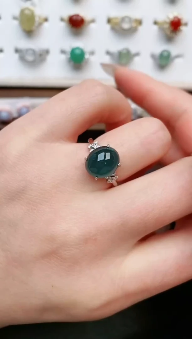 【闪购商品】翡翠戒指银S925镶嵌....