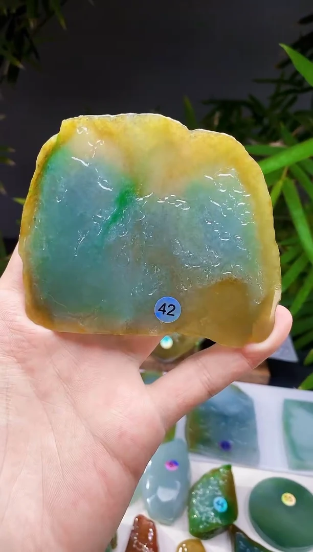 定制翡翠未镶嵌祁***藏翡翠