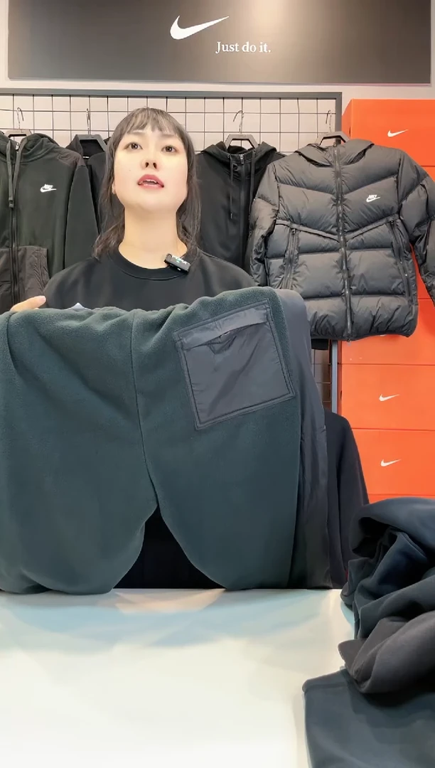 4893 黑色摇粒绒裤子L码130斤-150斤 不退换