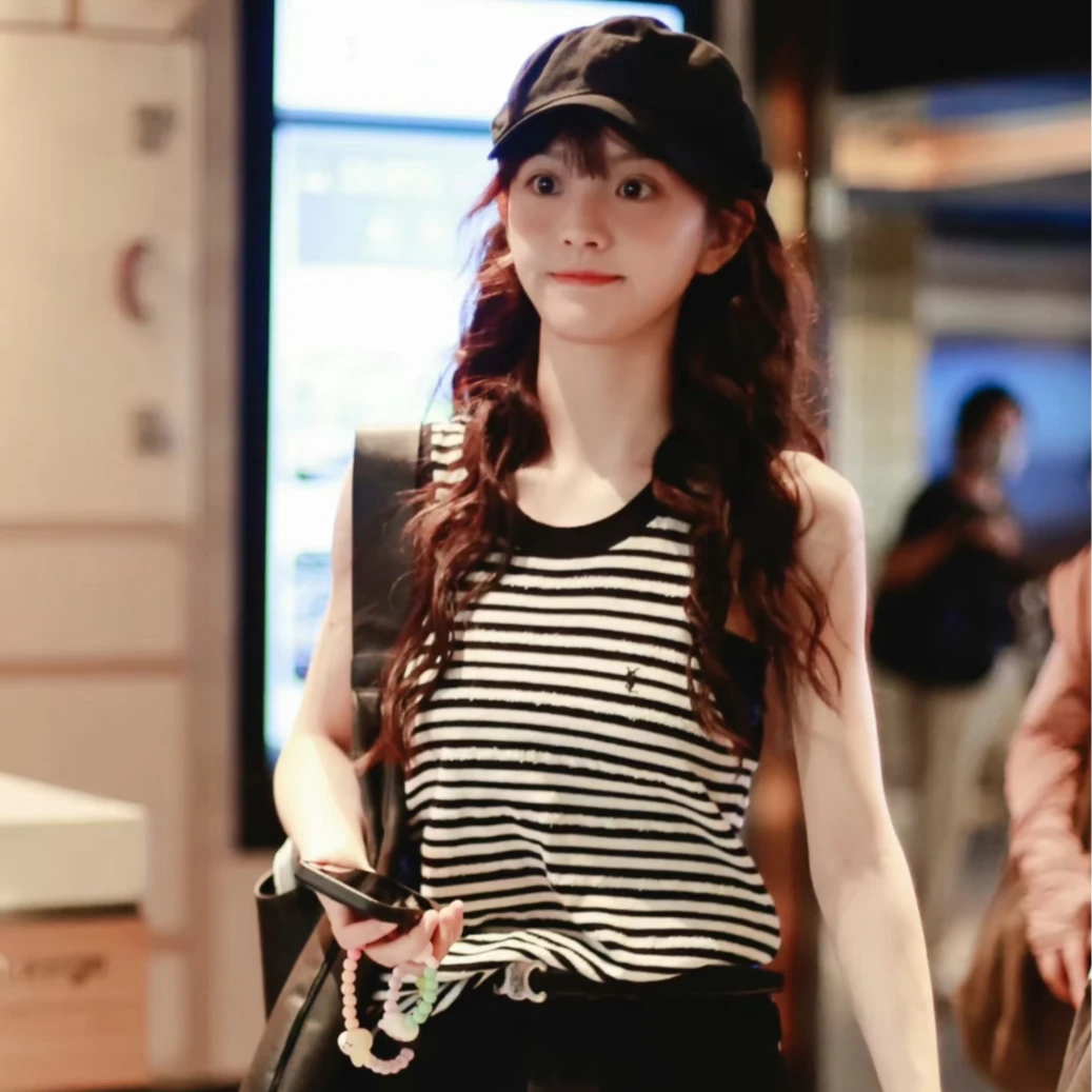 95新 YSL/圣罗兰 Ysl黑白条纹小logo针织吊带背心 m码