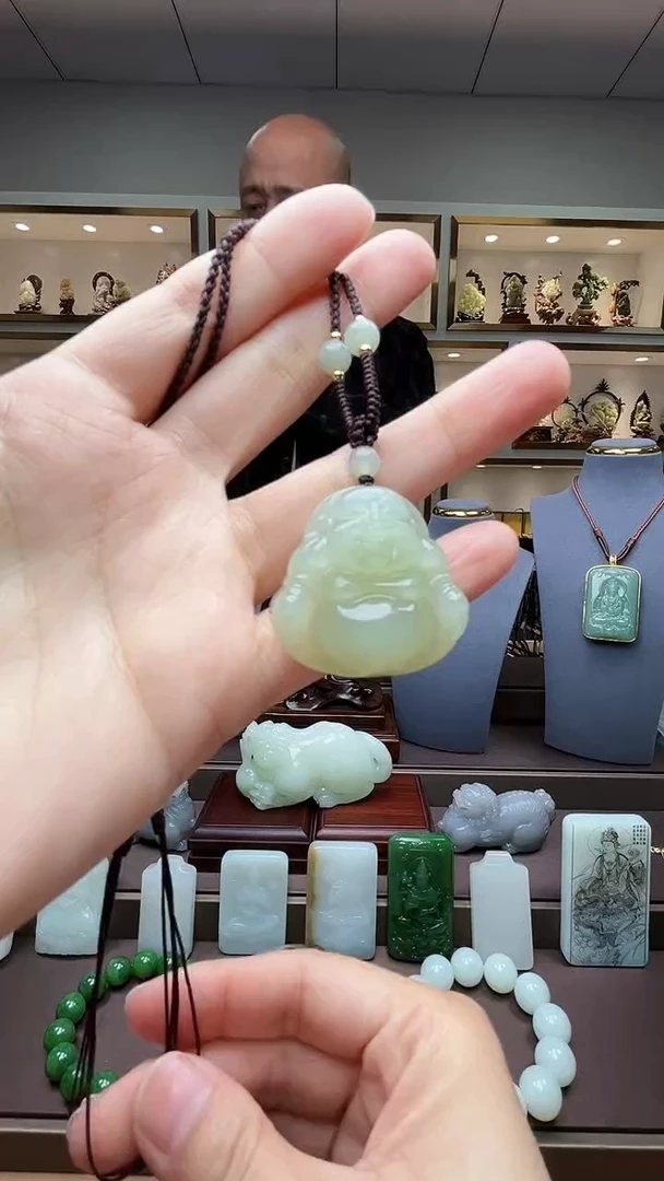 【闪购商品】和田玉颈饰未镶嵌苏