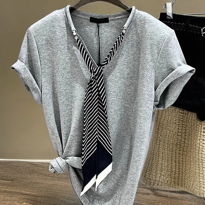 夏季超好看炸街独特漂亮上衣小个子轻奢高级感灰色V领短袖T恤女