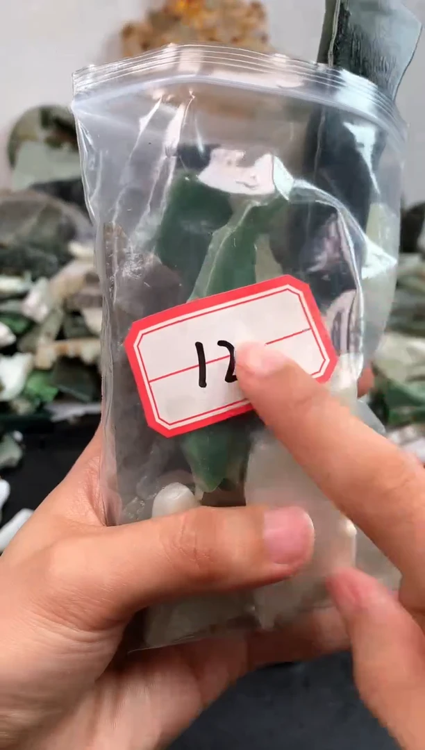 未镶嵌和田玉摆件12