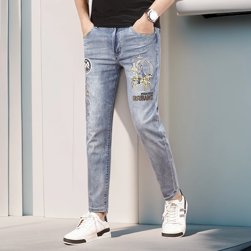 那因波勒男士潮牌刺绣九分小脚牛仔裤夏季修身弹力百搭潮流休闲裤