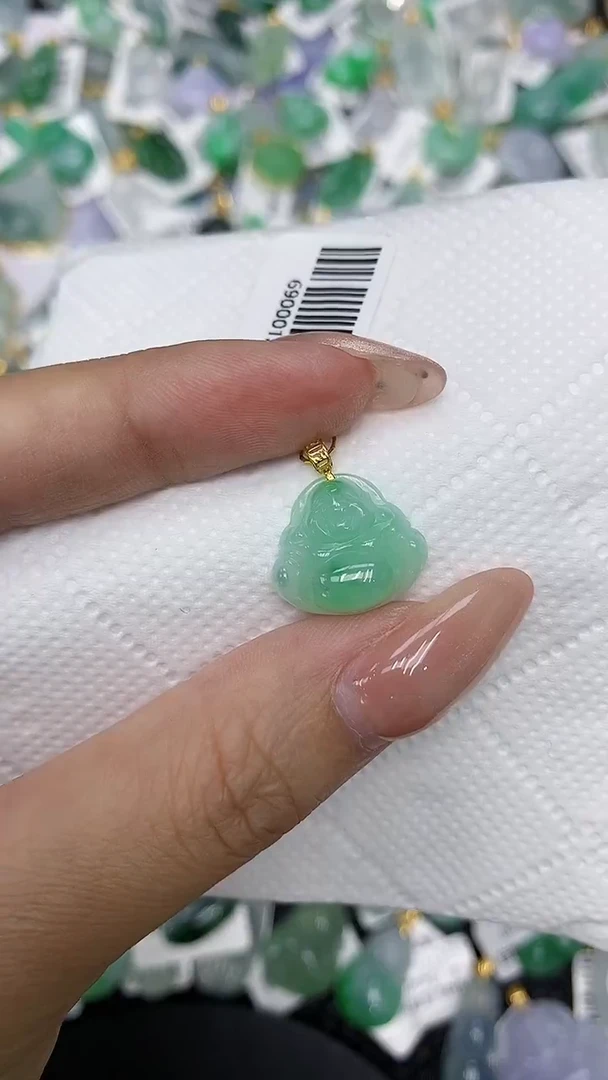 颈饰18K金镶嵌翡翠11111111111