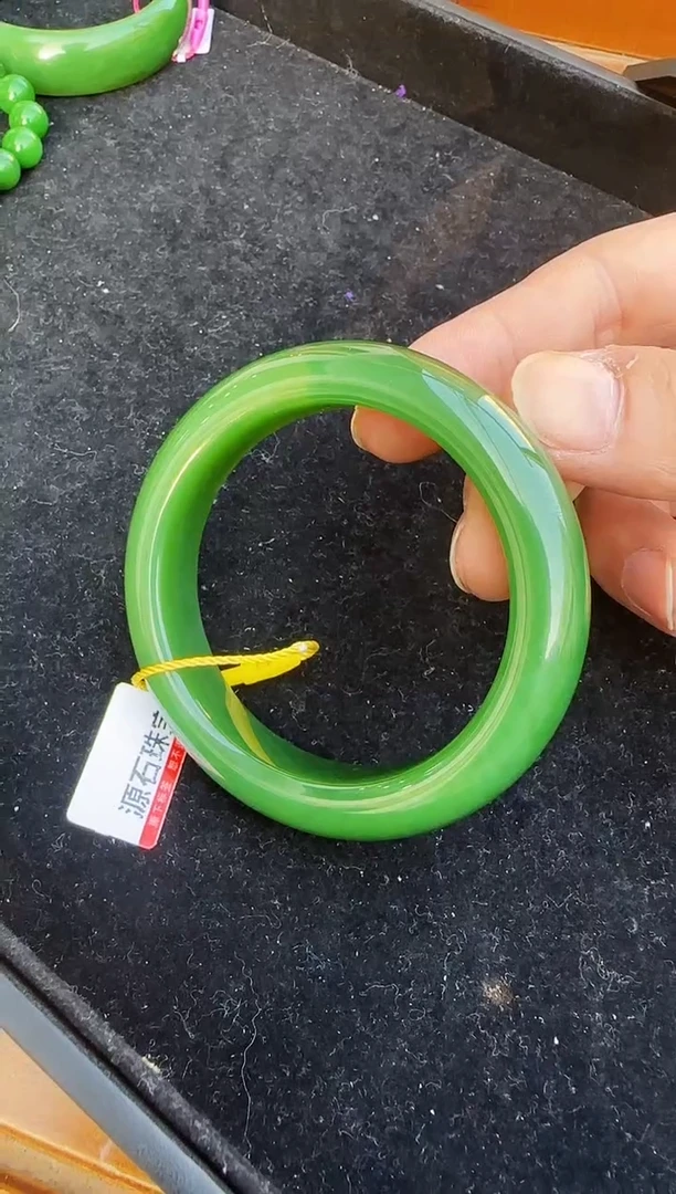 【闪购商品】和田玉（碧玉）手镯未镶嵌俄7圈口约56.9mm