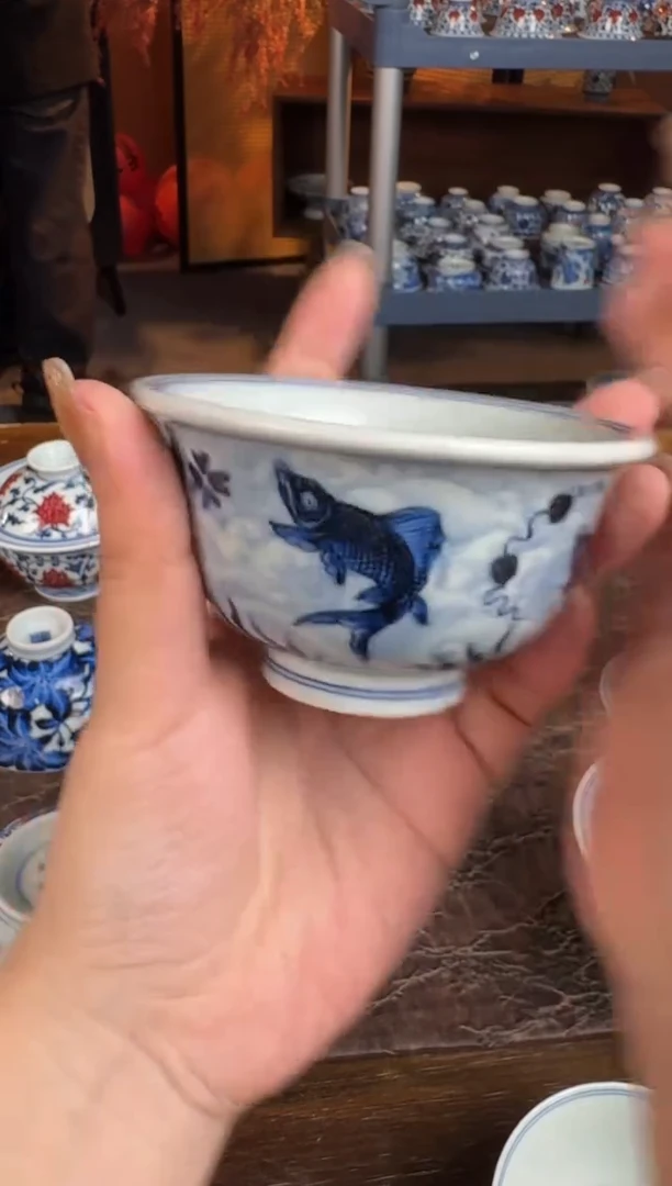 杯子陶瓷三方器合青花鱼藻压手杯