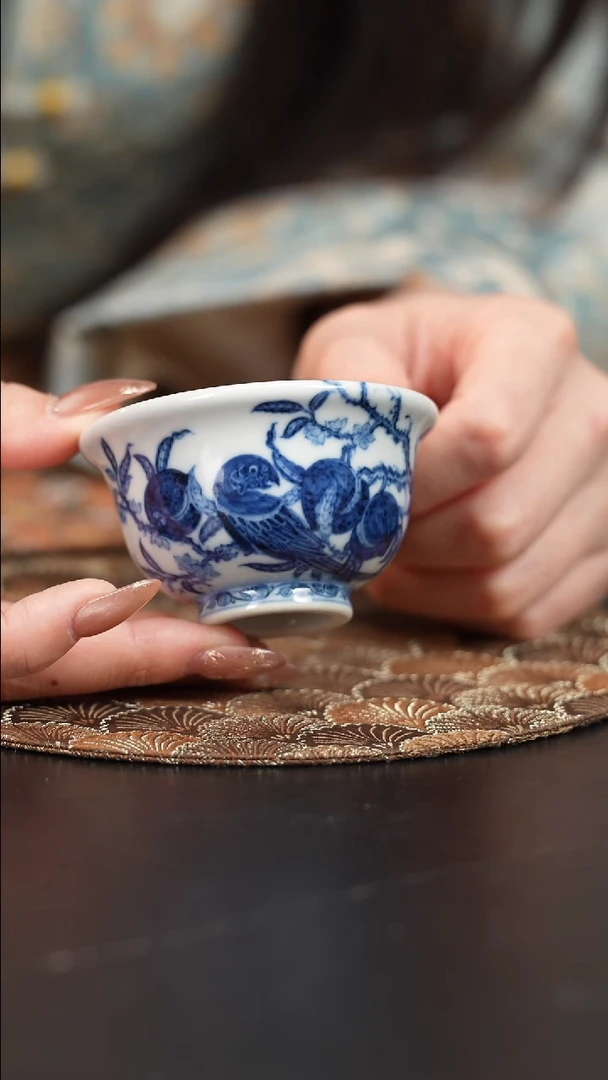 【闪购商品】杯快雪时晴青花鹦鹉