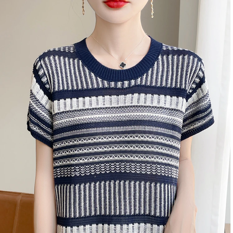 25年新款撞色条纹针织衫打底洋气时尚百搭上衣