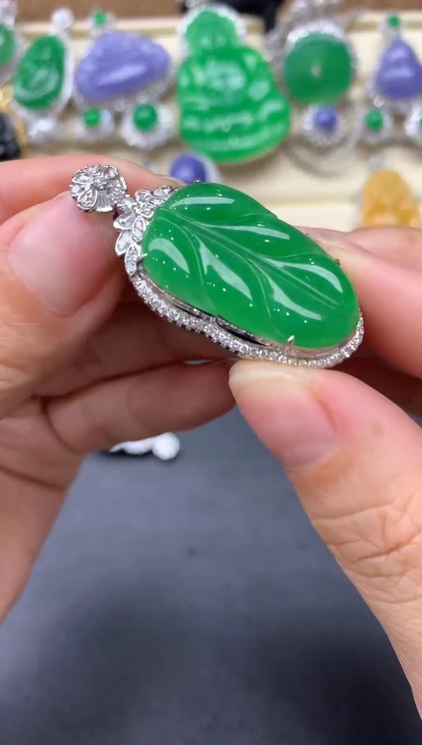 【闪购商品】翡翠颈饰18K金镶嵌297-中国好珍宝