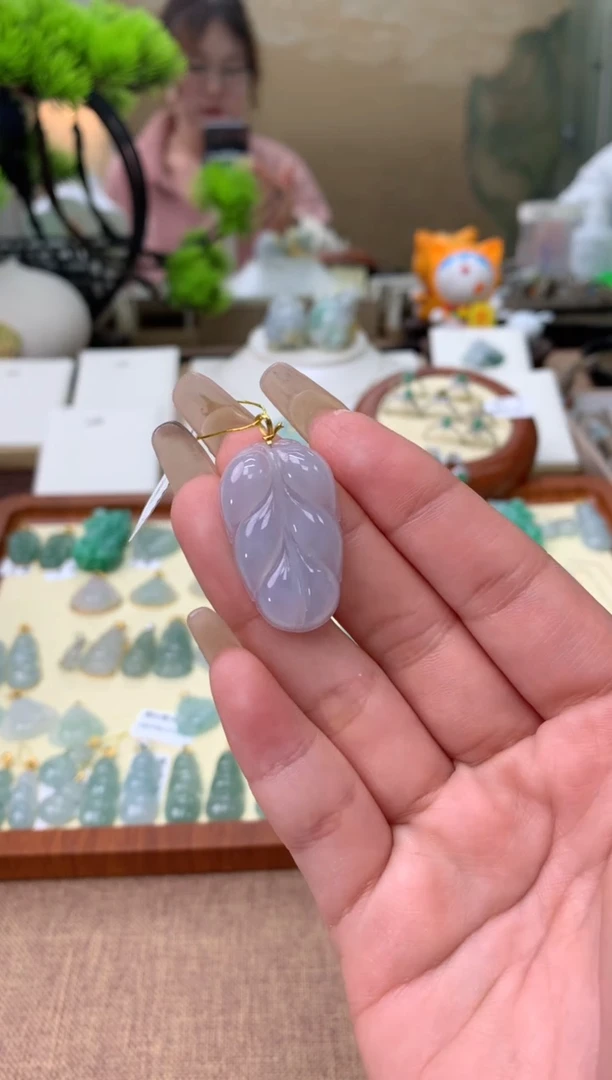 【闪购商品】翡翠颈饰18K金镶嵌天然A货翡翠挂件