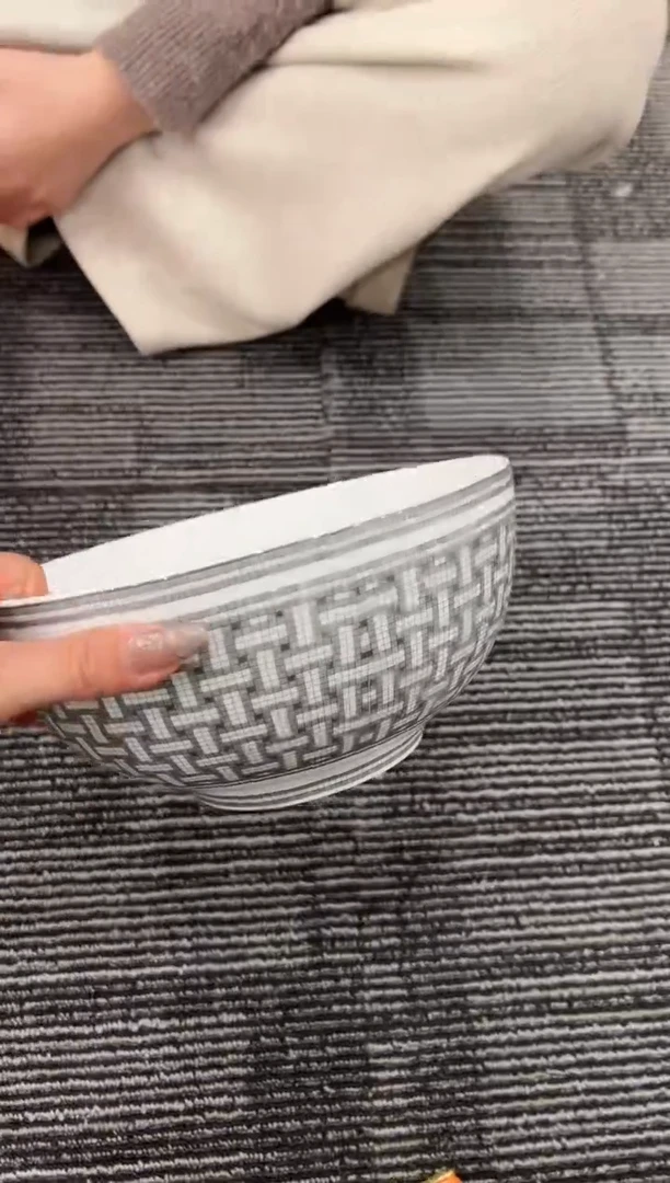 【闪购商品】杯H591--------------