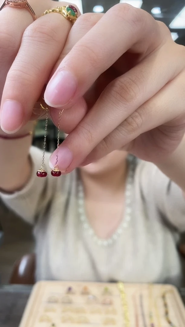 18K金镶嵌耳饰红宝石03