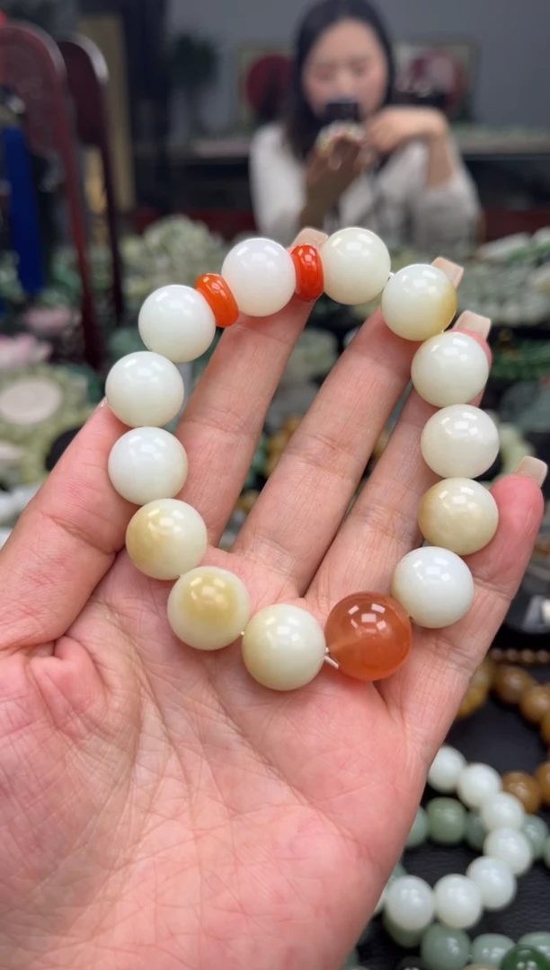 【闪购商品】和田玉手串未镶嵌糖白卡16