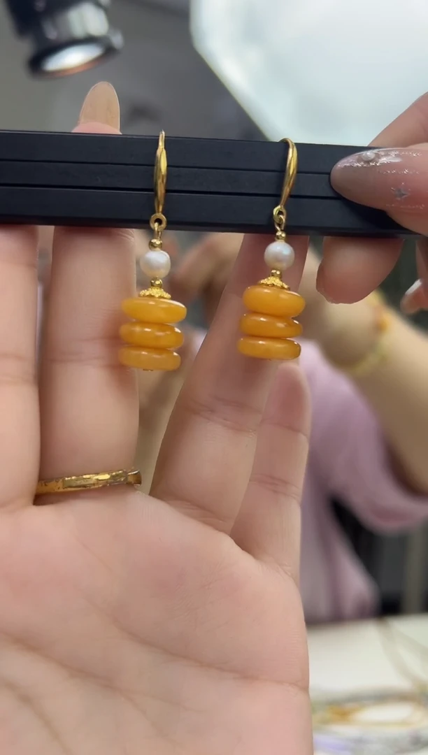 裸石琥珀未镶嵌天然琥珀蜜蜡耳坠多样性发一对