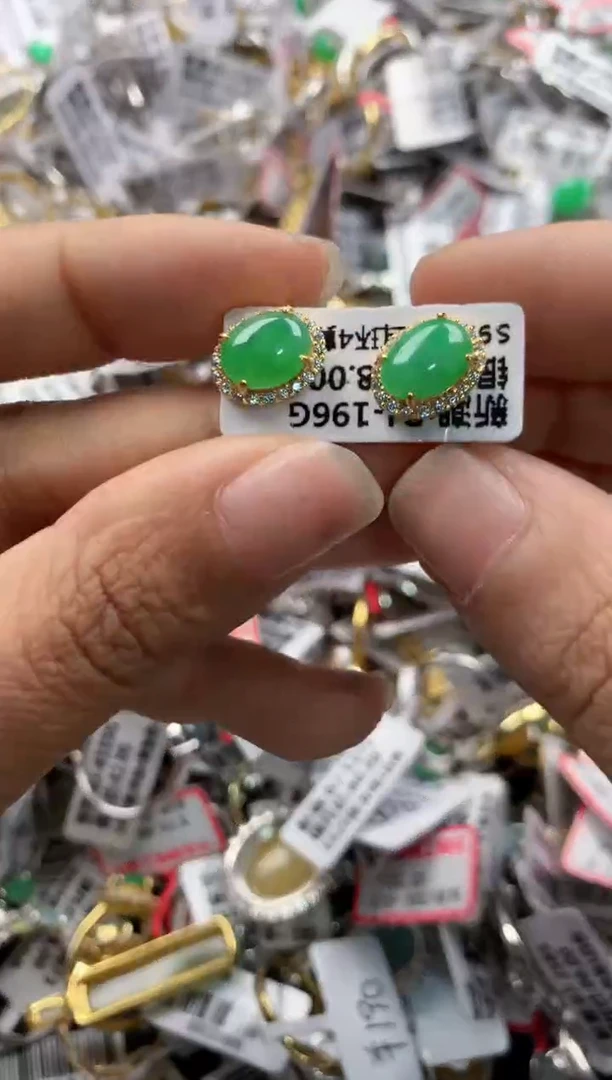 银S925镶嵌戒指翡翠666    10