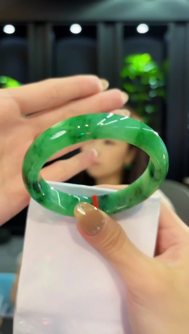 翡翠手镯未镶嵌55缅料A货/支持复检/一件