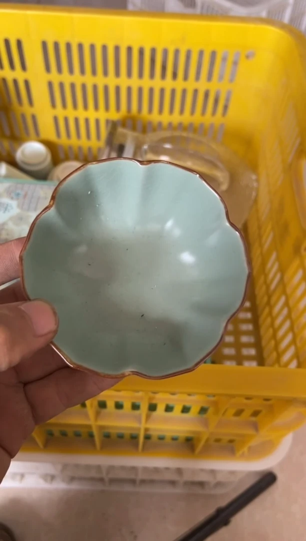 无运费险有瑕疵的摄影的产品有使用过的痕迹有点脏介意勿拍