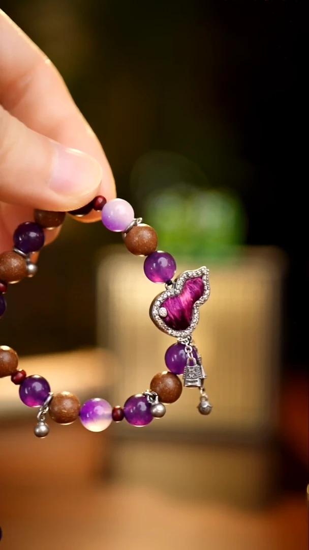 刺绣私人定制苗族手工A402