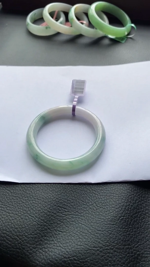 翡翠手镯未镶嵌圆条2号