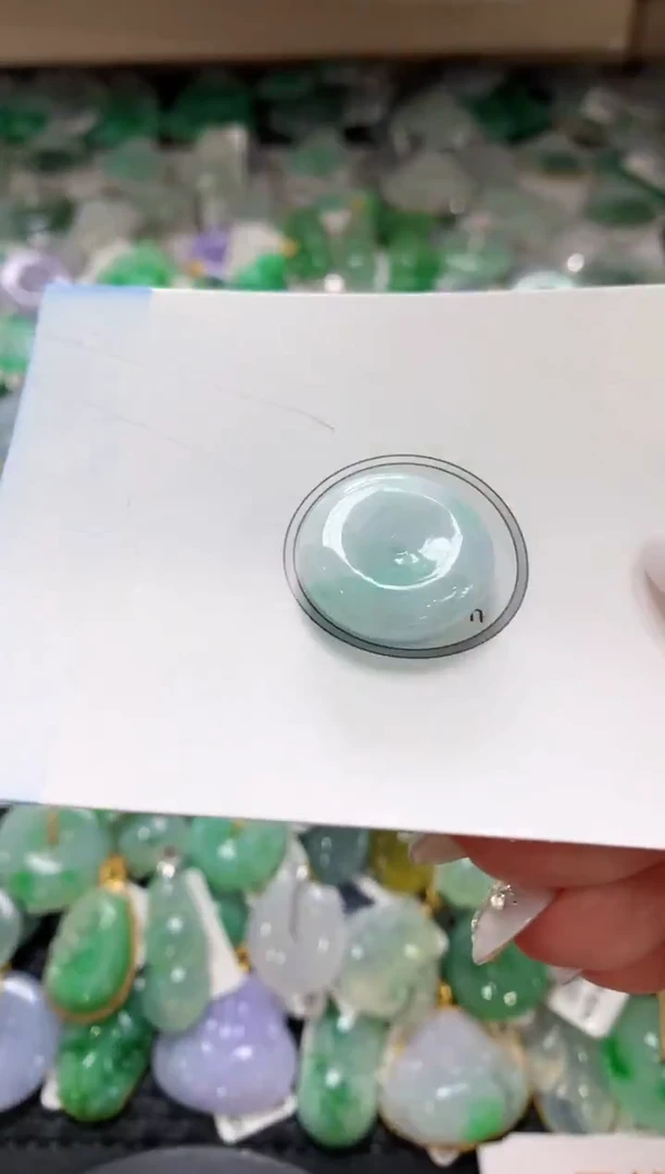 颈饰未镶嵌翡翠1111111111111111