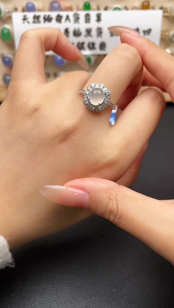 银S925镶嵌戒指翡翠一物一证一礼盒