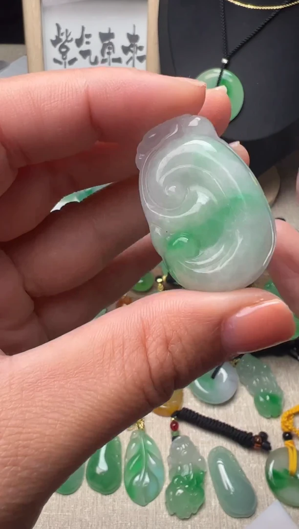 未镶嵌挂件翡翠所见即所得，一图一物